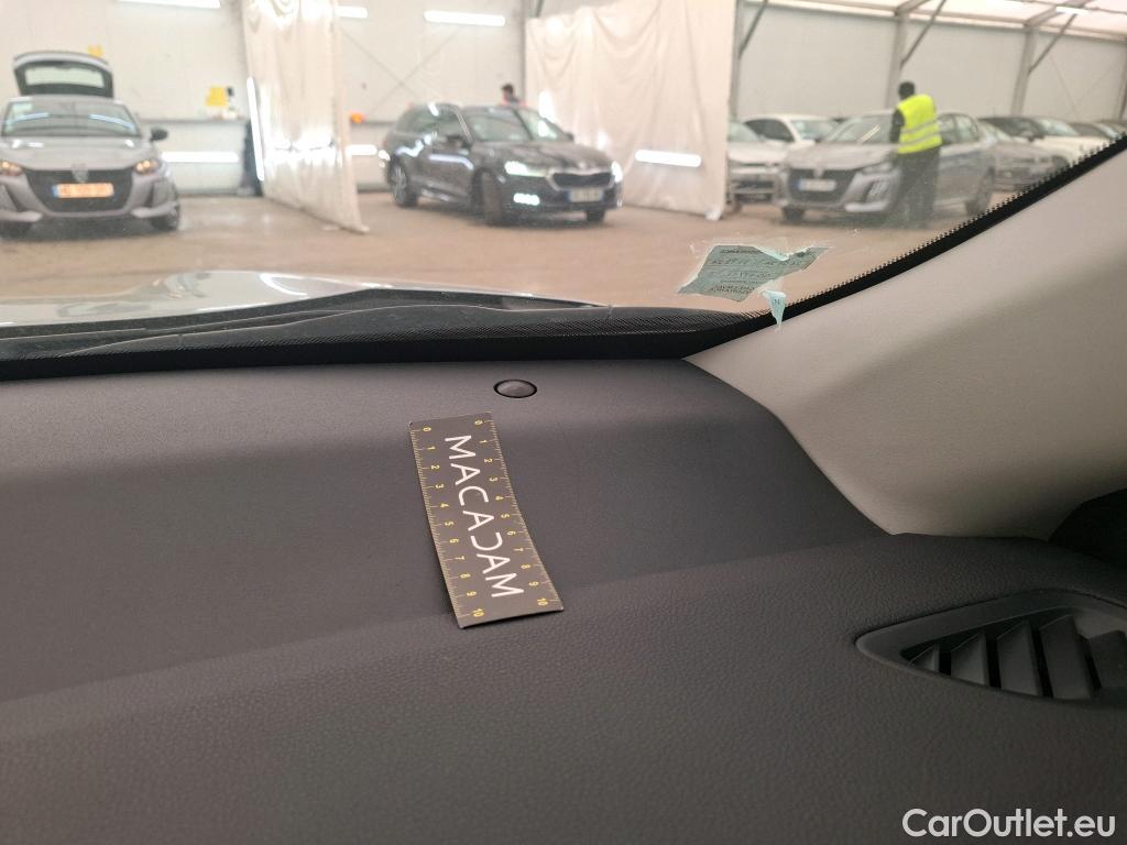  Toyota  Yaris Cross TOYOTA  Hybride / 2021 / 5P / SUV 1.5 HYBRID 116H DYNAMIC BUSINESS BEY AWD #3