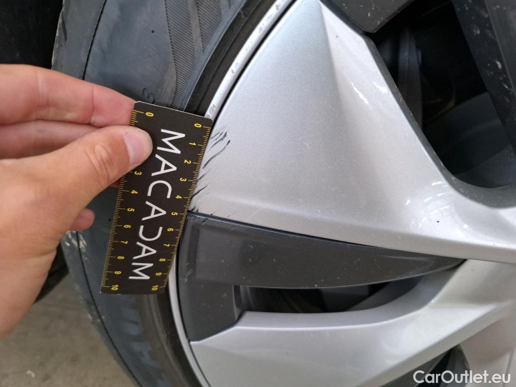  Tesla  Model Y TESLA   2021  5P  SUV RWD #29