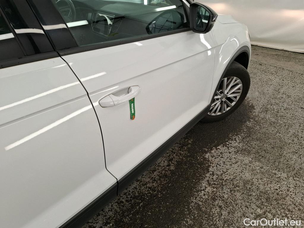  Volkswagen  T-ROC VOLKSWAGEN  / 2017 / 5P / SUV 1.6 TDI 115 LOUNGE BUSINESS #13