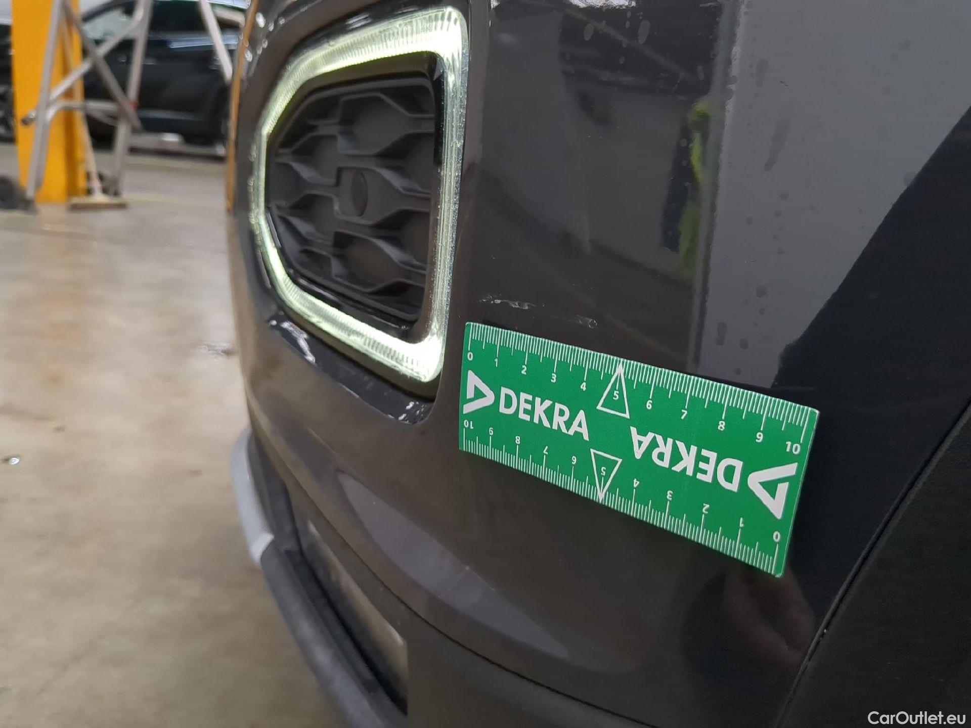  Volkswagen  T-ROC  CARAT  2.0 TDI 150CV BVM6 E6d #7