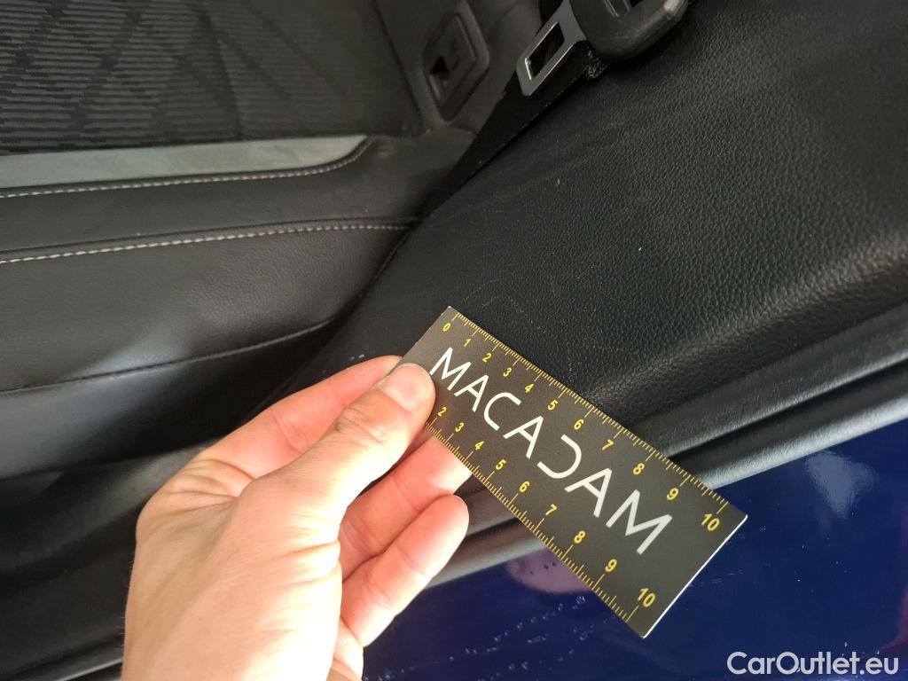  Volkswagen  T-ROC  R-Line 1.5 TSI 150CV BVA7 E6d #9