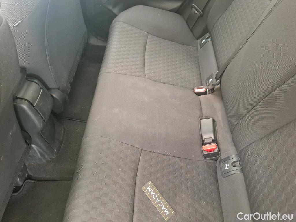  Toyota  Yaris TOYOTA  Hybride / 2019 / 5P / Berline Hybride 116h France Business #49