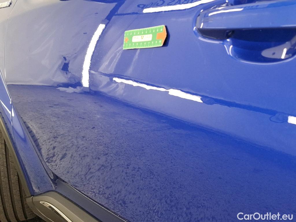  Toyota  C-HR TOYOTA  / 2016 / 5P / SUV 1.8 HYBRIDE 122 DISTINCTIVE #6