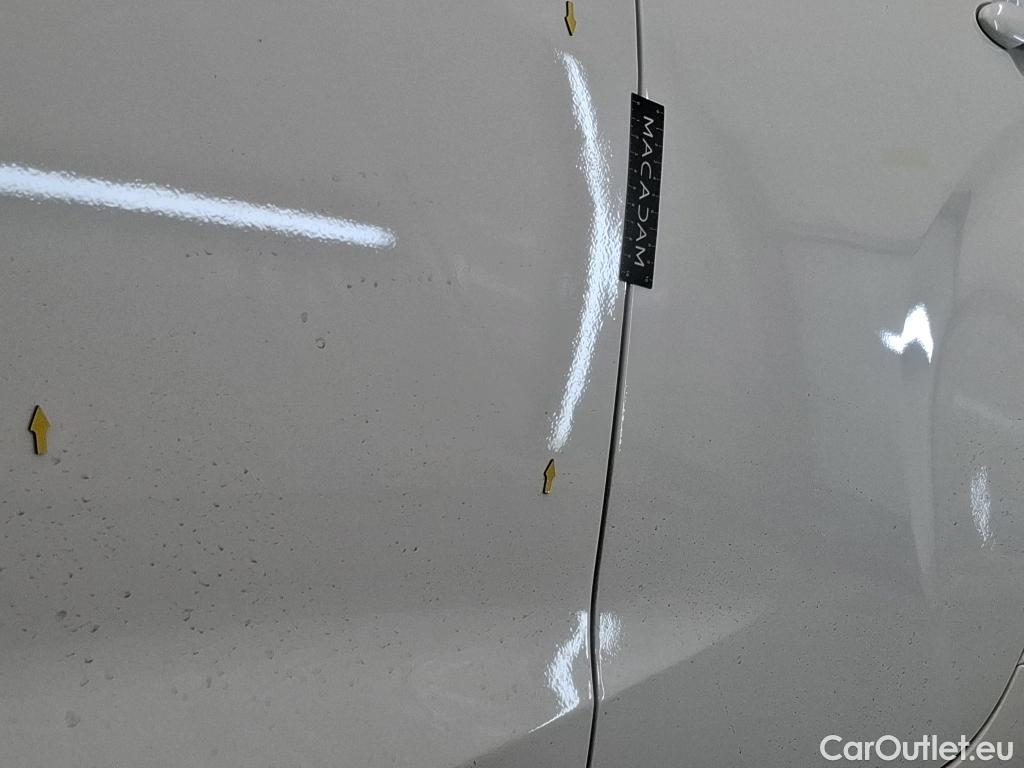  Toyota  Yaris TOYOTA  Hybride / 2019 / 5P / Berline Hybride 116h France Business #21