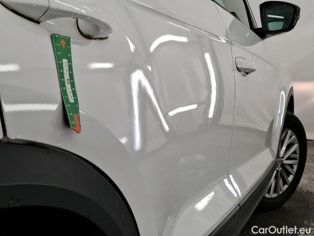  Volkswagen  T-ROC VOLKSWAGEN  / 2017 / 5P / SUV 1.6 TDI 115 LOUNGE BUSINESS #9