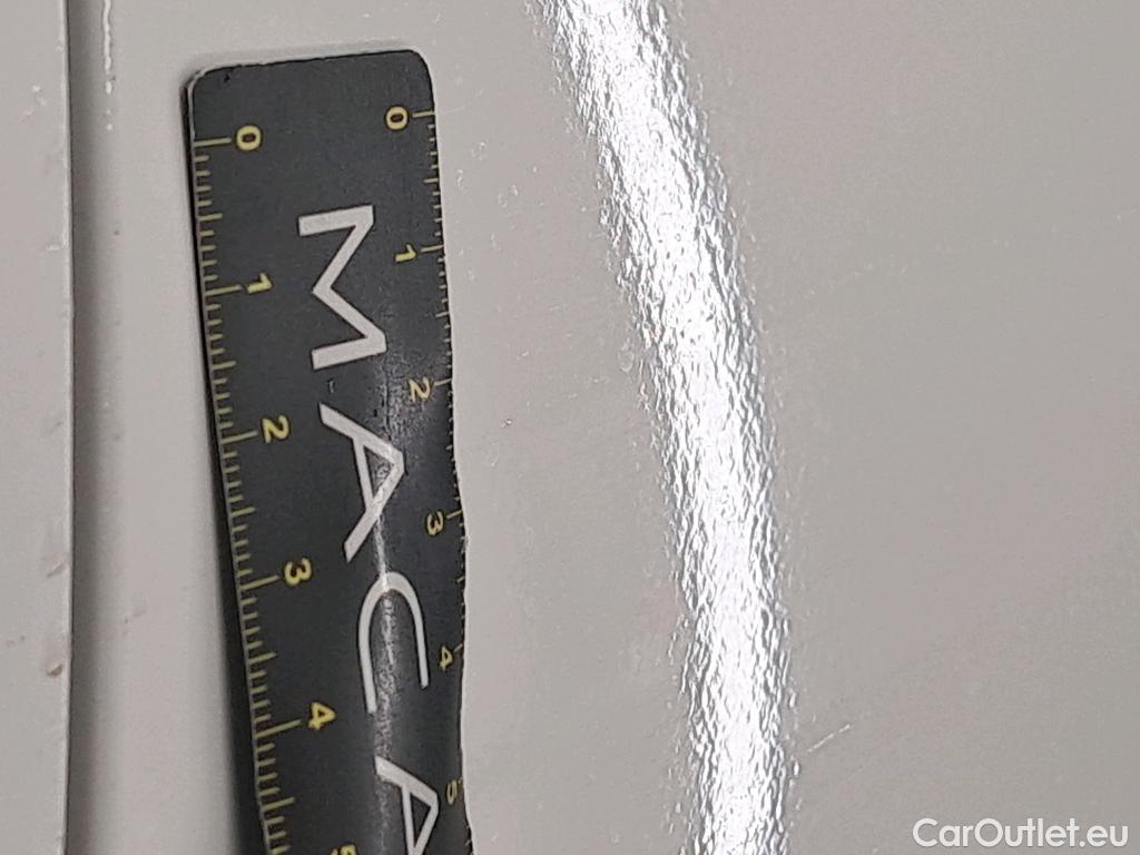  Toyota  Yaris TOYOTA  Hybride / 2019 / 5P / Berline Hybride 116h Dynamic Business Beyond Zer #2