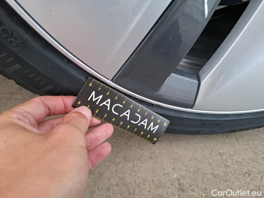  Tesla  Model Y TESLA   2021  5P  SUV RWD #14