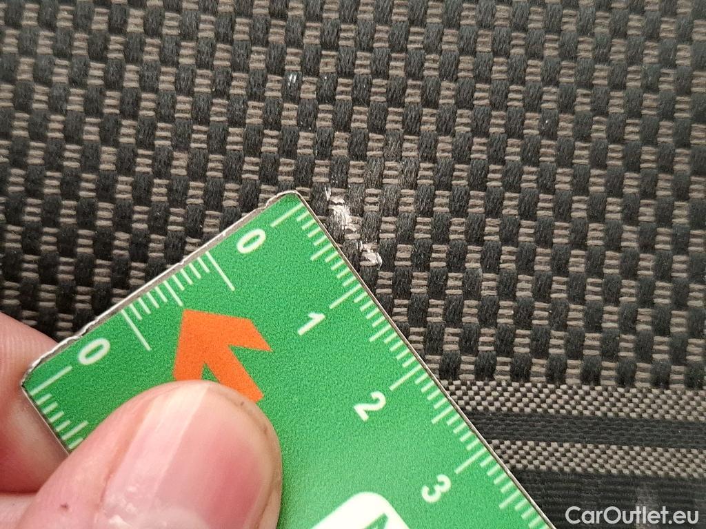  Volkswagen  T-ROC VOLKSWAGEN  / 2017 / 5P / SUV 1.6 TDI 115 LOUNGE BUSINESS #5