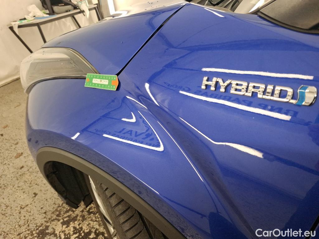  Toyota  C-HR TOYOTA  / 2016 / 5P / SUV 1.8 HYBRIDE 122 DISTINCTIVE #13