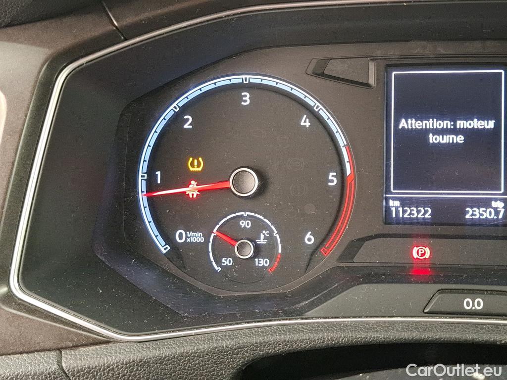  Volkswagen  T-ROC VOLKSWAGEN  / 2017 / 5P / SUV 1.6 TDI 115 LOUNGE BUSINESS #35