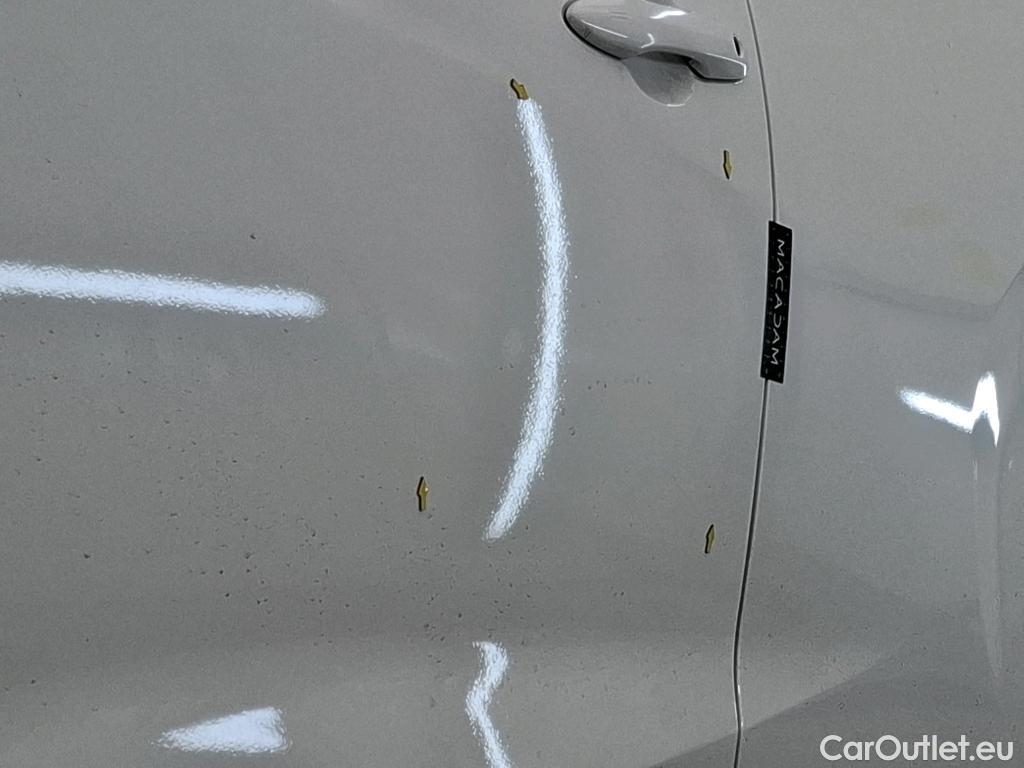  Toyota  Yaris TOYOTA  Hybride / 2019 / 5P / Berline Hybride 116h France Business #29