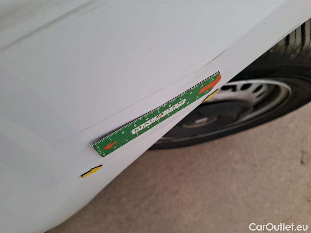  Renault  Kangoo RENAULT  / 2021 / 4P / Fourgonnette Extra - Blue dCi95 Sésame Ouvre Toi #10