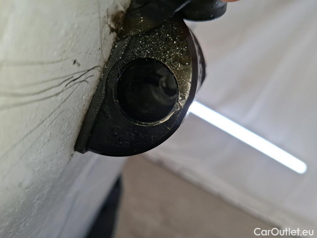  Peugeot  Expert PEUGEOT  / 2016 / 4P / Fourgon tôlé 1.5 BHDI 120 S&S TAILLE M PACK ASPHALT #31