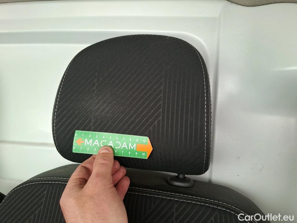  Renault  Trafic RENAULT  VU 4p Fourgon FG-GCF L1H1 1000 dCi 90 #58