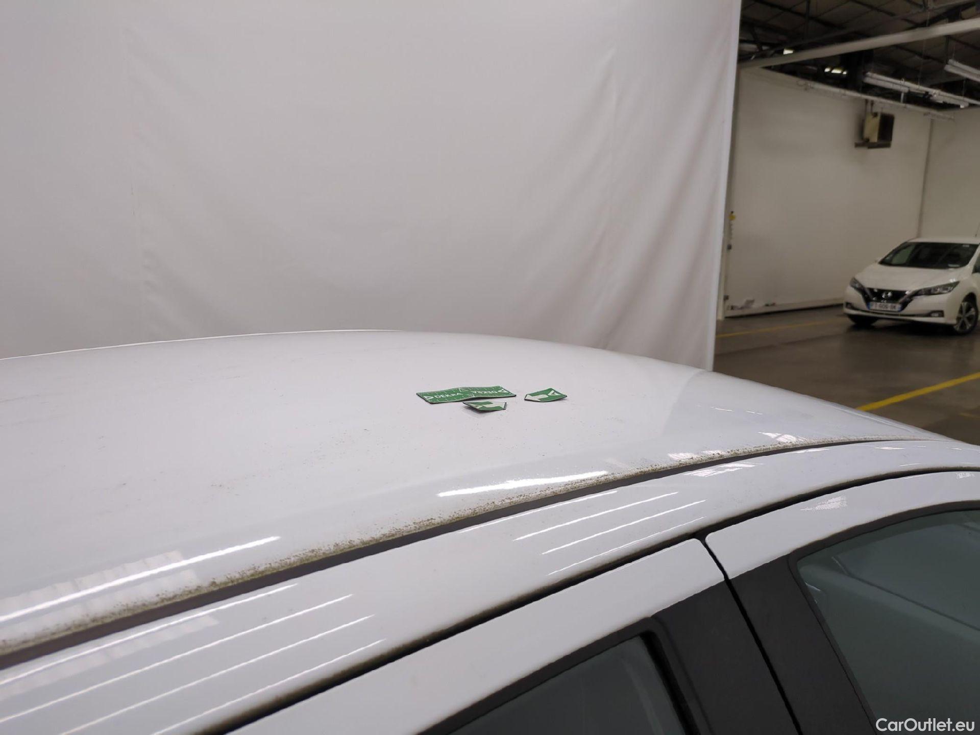  Toyota  Yaris  Hybride Affaires / 2017 / 5P / Berline 1.5 VVT-I HYBRID AUTO France Business #11