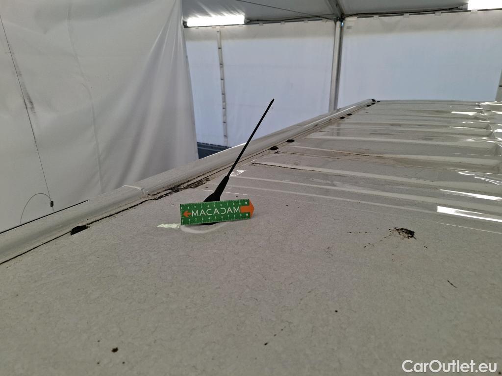  Renault  Trafic RENAULT  VU 4p Fourgon FG-GCF L1H1 1000 dCi 90 #59