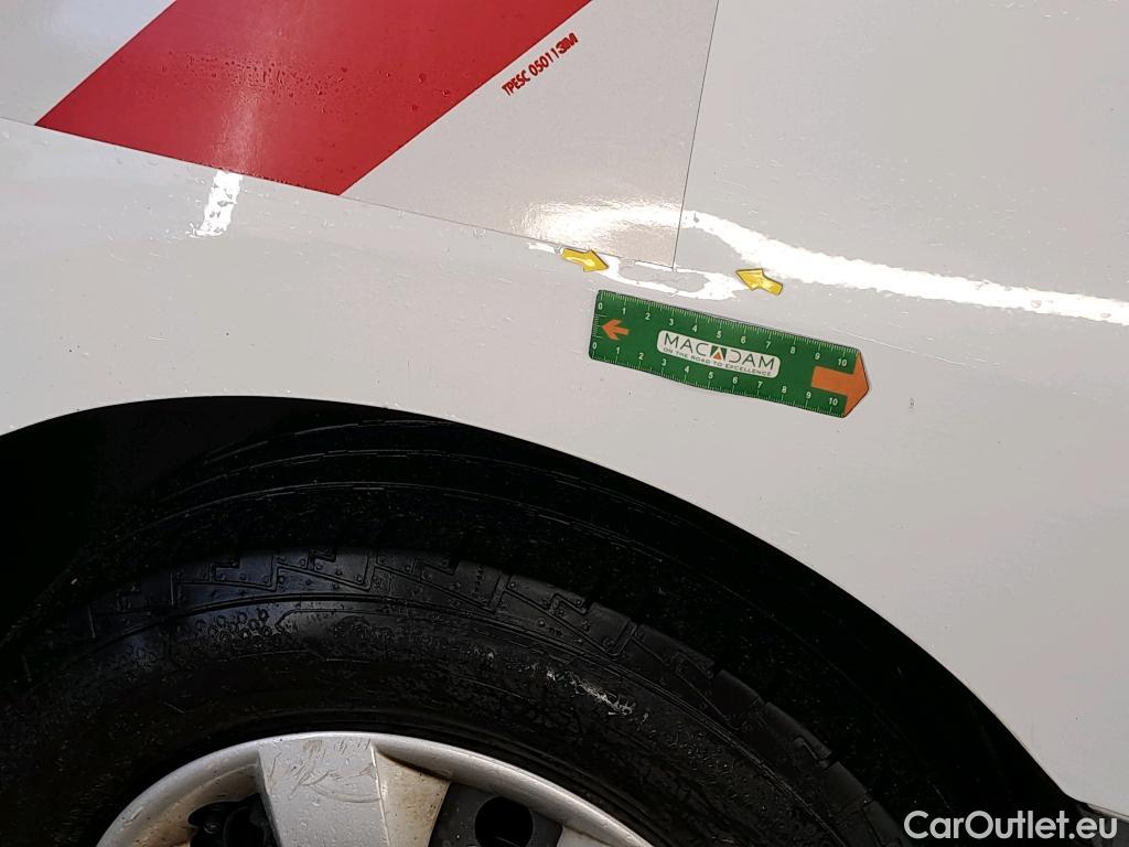  Renault  Kangoo  II Express Maxi Extra (Série Spéciale) 1.5 dCi 95CV BVM6 E6dT / VO RECONDITIONNE - PHOTOS AVANT RECONDITIONNEMENT #9