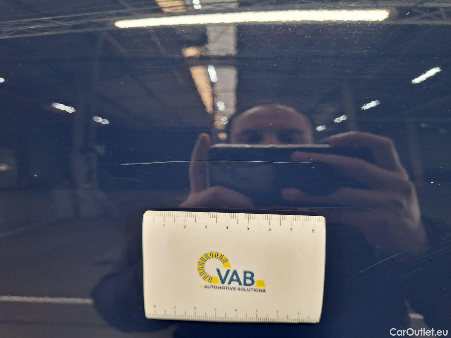  Ford  Kuga Ford,  '19, Ford  2.5i PHEV Aut. 165kW Titanium 5d #25