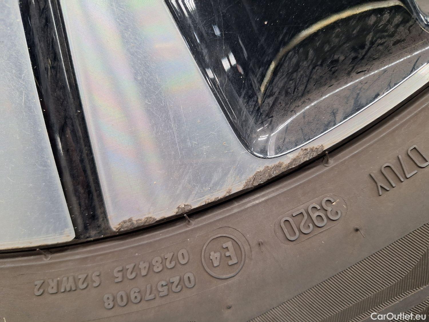  Volvo  XC 40 Volvo, XC40 '17, Volvo XC40 T5 Recharge Geartronic Inscription Expr #28