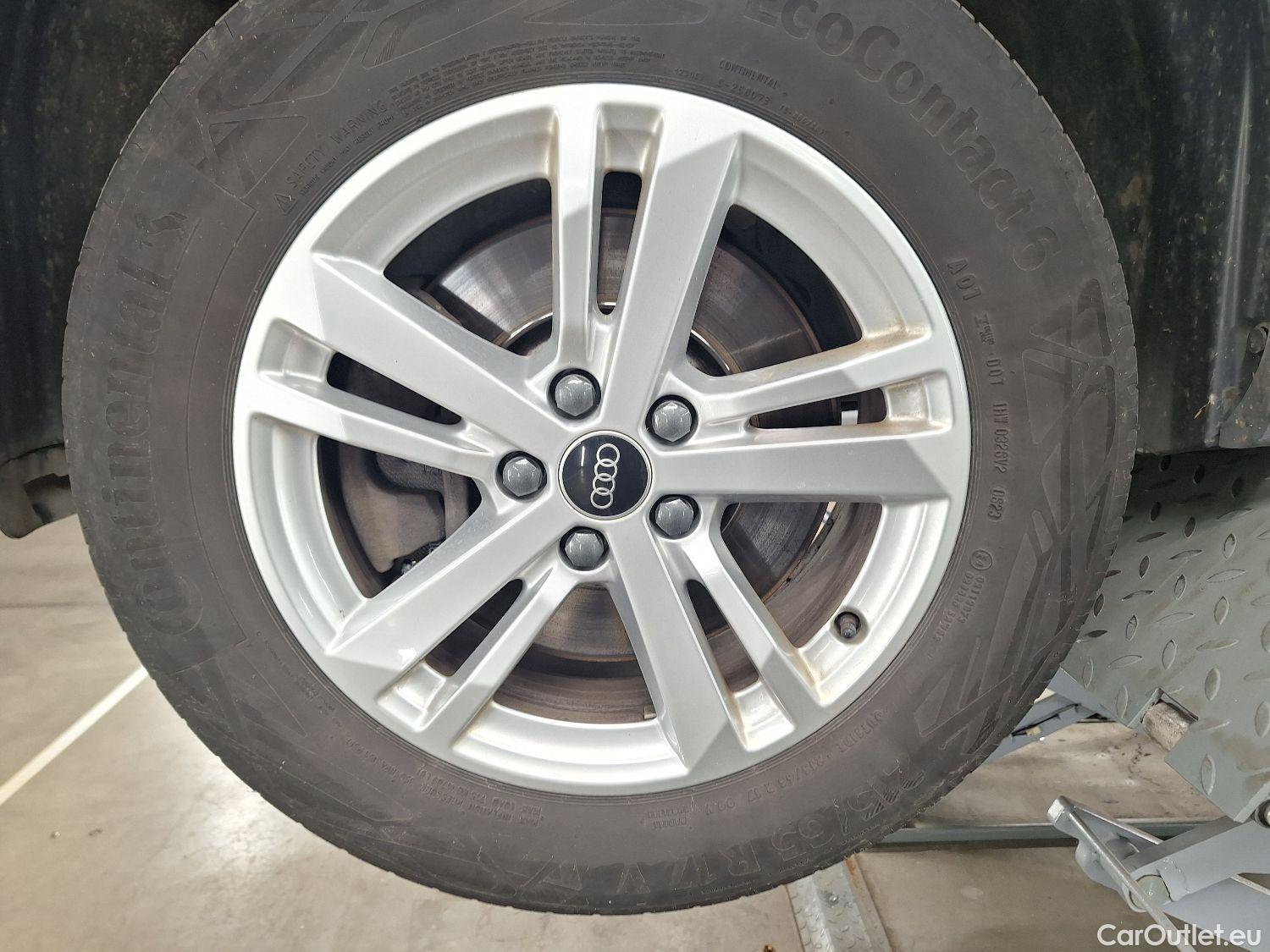  Audi  Q3 Audi,  '18 PHEV, Audi  45 TFSI e S tronic 5d #12