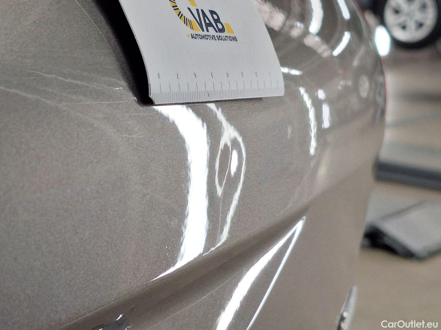  Volvo  XC 40 Volvo, XC40 '17, Volvo XC40 T5 Recharge Geartronic Inscription Expr #37