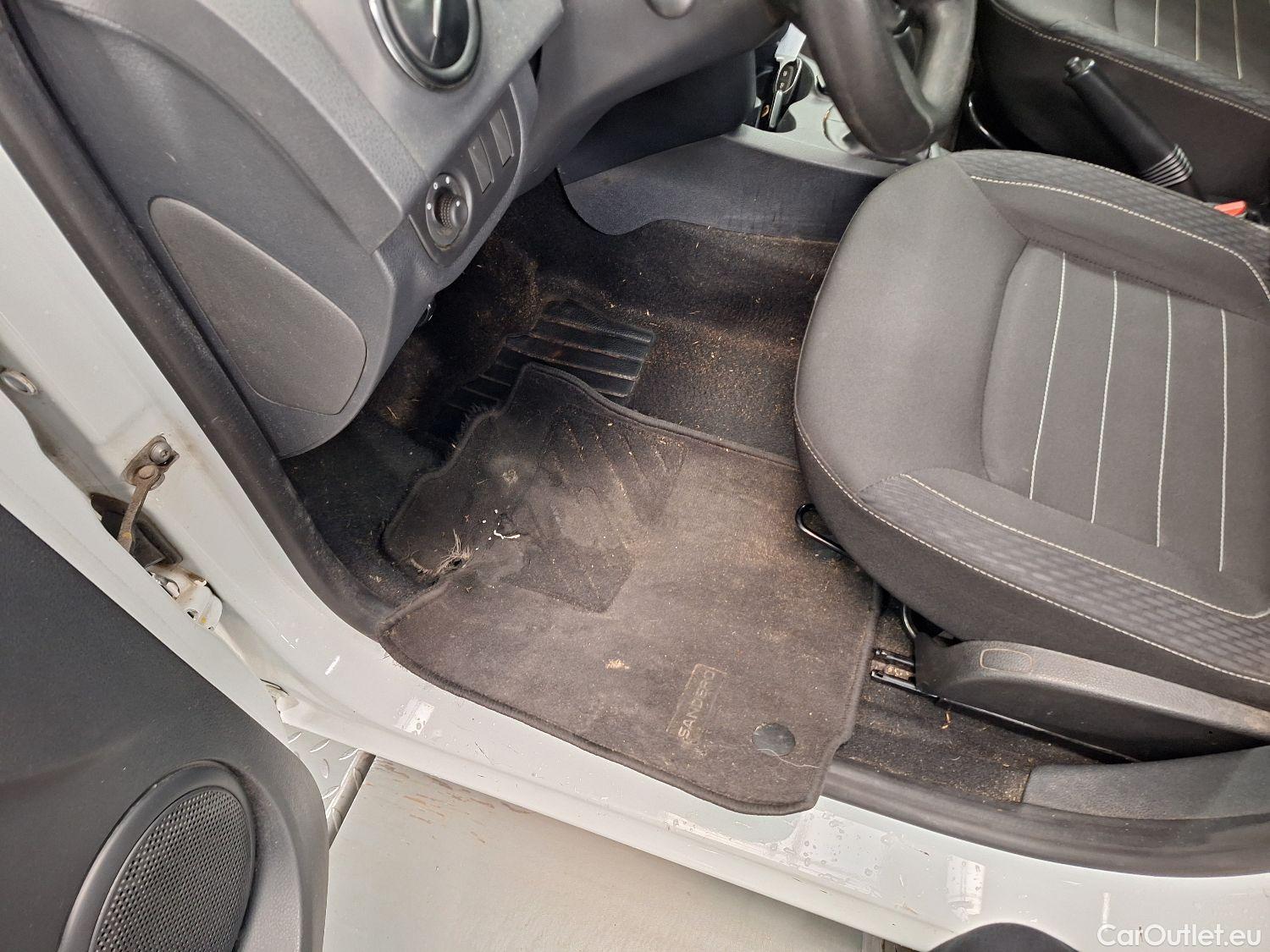  Dacia  Sandero Dacia,  '13, Dacia  SCe 75 Comfort 5d #50