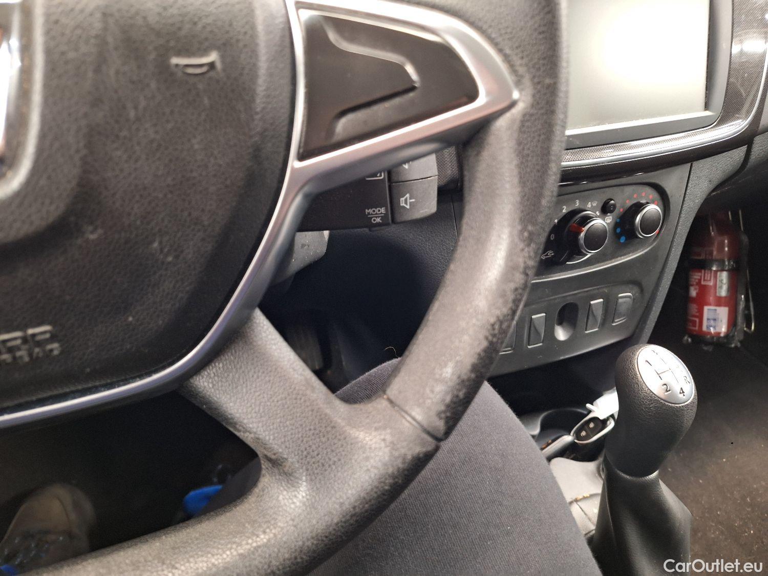  Dacia  Sandero Dacia,  '13, Dacia  SCe 75 Comfort 5d #64