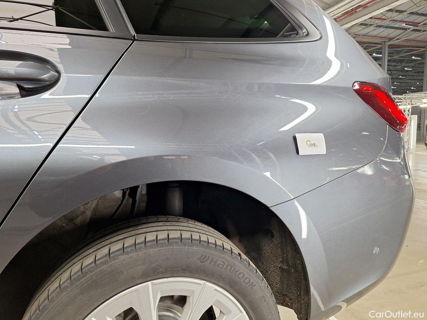  Bmw  Serie 3 BMW, 3-serie Touring '18, BMW 3 Reeks Touring 320dA (120 kW) 5d #18