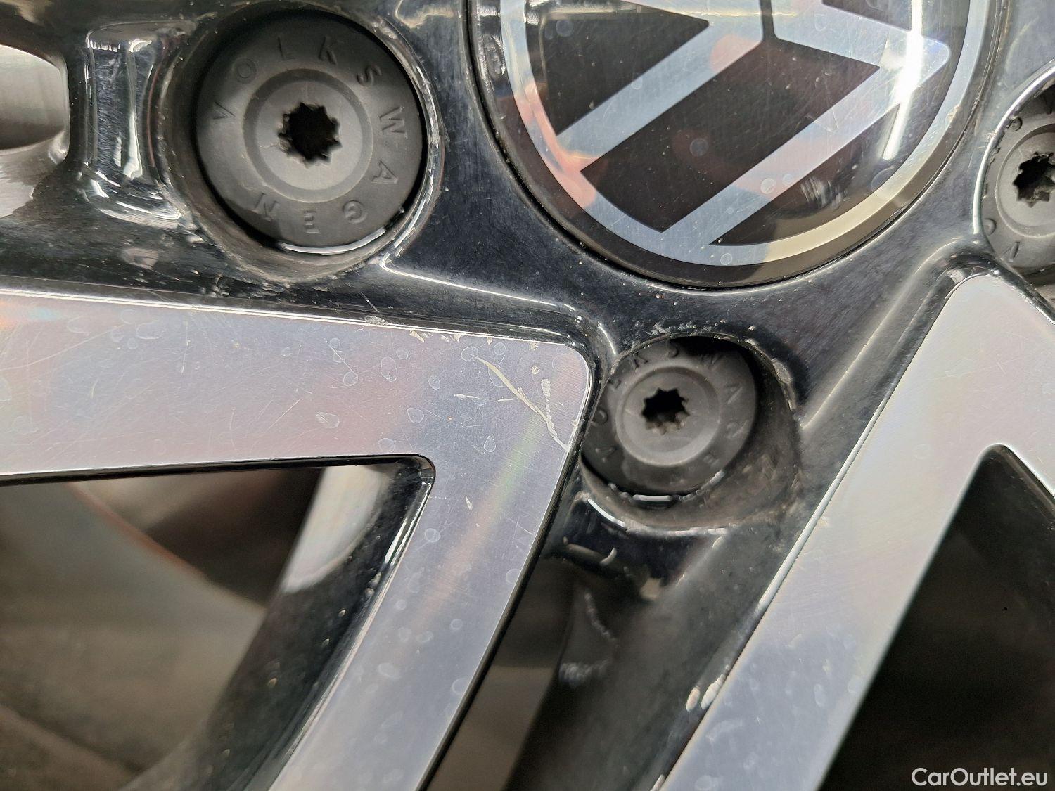  Volkswagen  Tiguan VW,  FL'20, Volkswagen  1.5 TSI 110kW DSG Active 5d #3