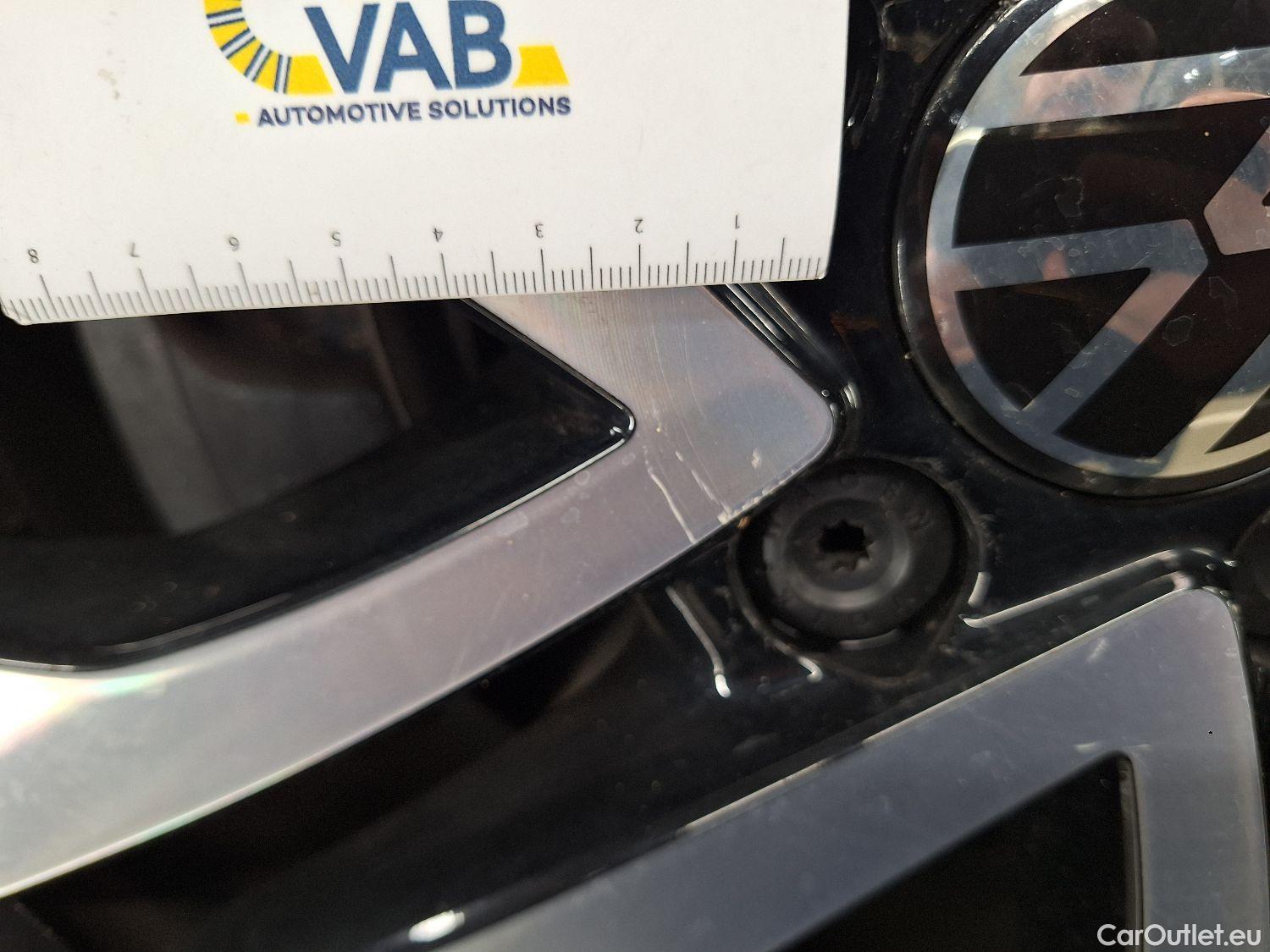  Volkswagen  Tiguan VW,  FL'20, Volkswagen  1.5 TSI 110kW DSG Active 5d #12