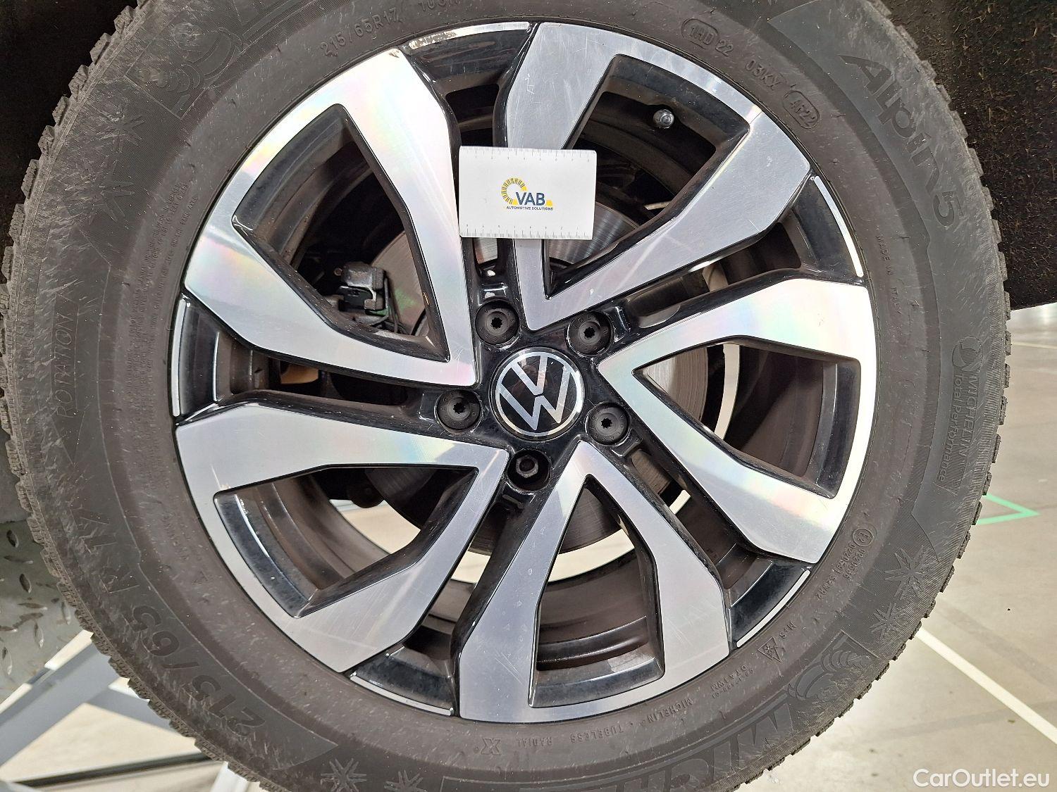  Volkswagen  Tiguan VW,  FL'20, Volkswagen  1.5 TSI 110kW DSG Active 5d #7