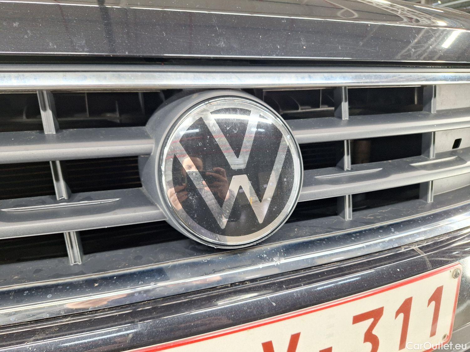  Volkswagen  Tiguan VW,  FL'20, Volkswagen  1.5 TSI 110kW DSG Active 5d #54