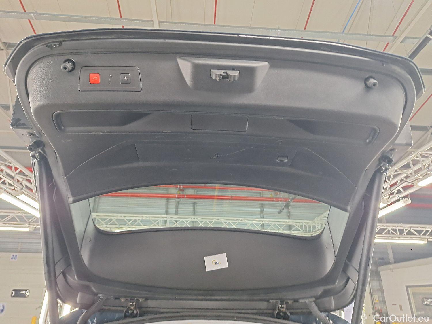  Peugeot  508 Peugeot,  SW '18, Peugeot  SW 1.5 BlueHDi 130 S&S BVM6 Allure 5d #47