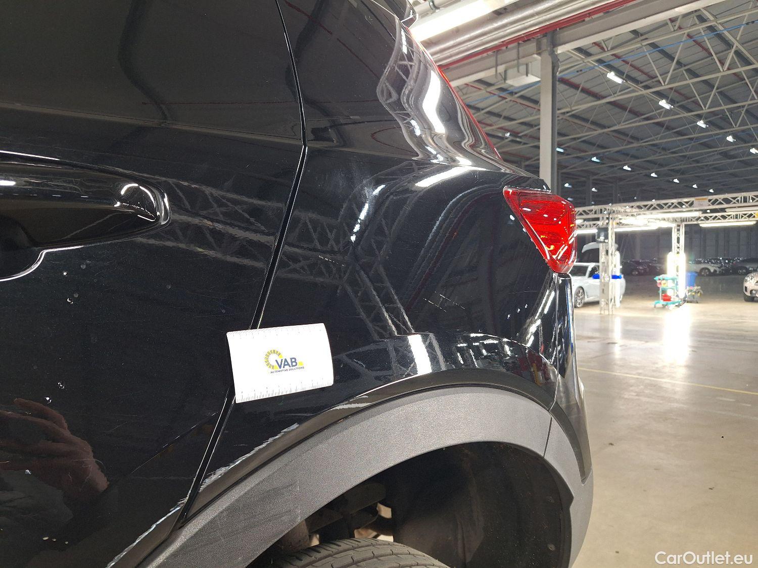  Volvo  XC 40 Volvo, XC40 '17, Volvo XC40 T4 Recharge Geartronic R-Design 5d #27