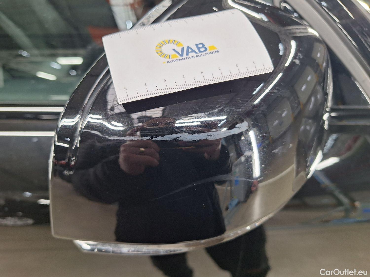  Volvo  XC 40 Volvo, XC40 '17, Volvo XC40 T4 Recharge Geartronic R-Design 5d #41