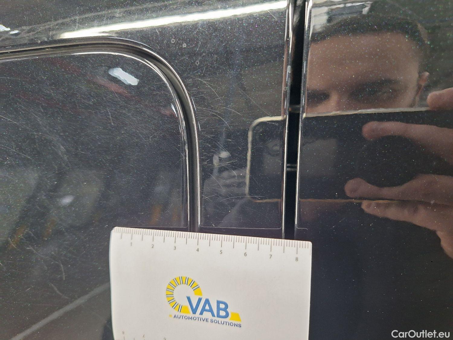  Volvo  XC 40 Volvo, XC40 '17, Volvo XC40 T4 Recharge Geartronic R-Design 5d #35