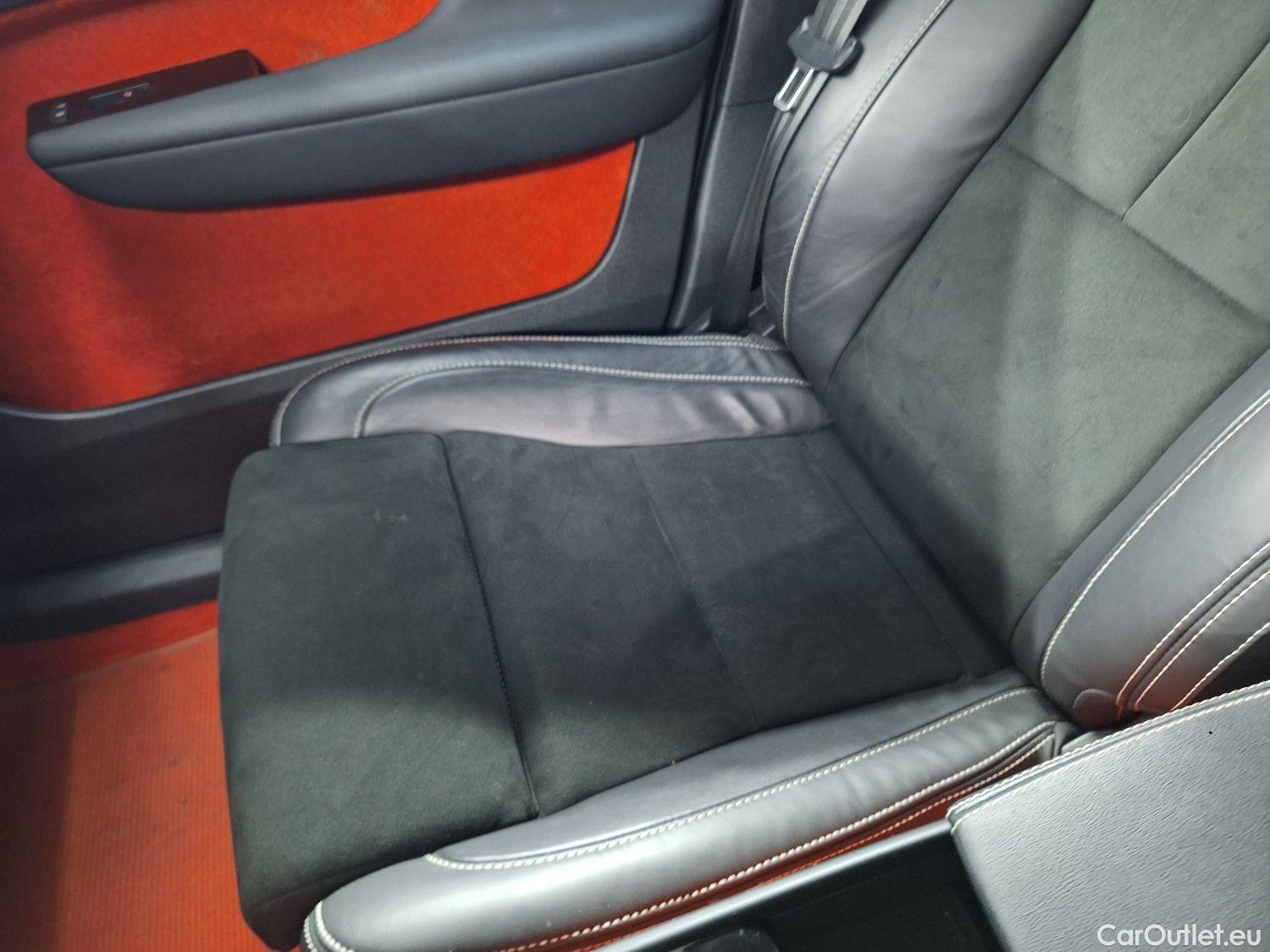  Volvo  XC 40 Volvo, XC40 '17, Volvo XC40 T4 Recharge Geartronic R-Design 5d #50