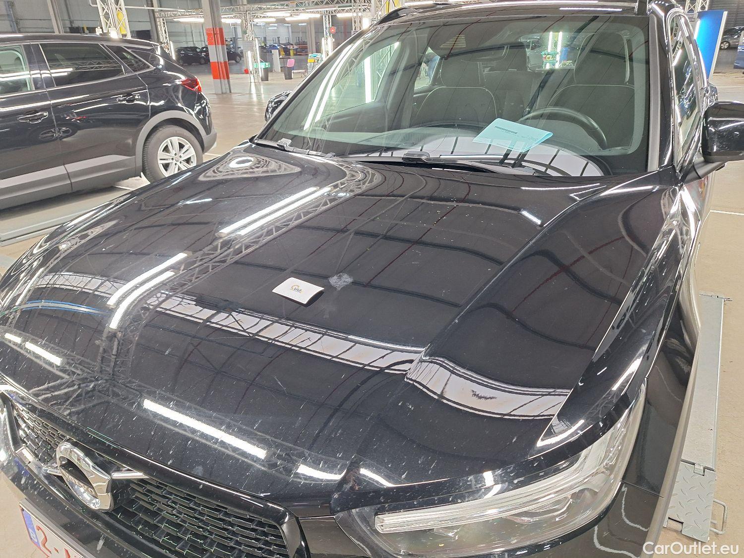  Volvo  XC 40 Volvo, XC40 '17, Volvo XC40 T4 Recharge Geartronic R-Design 5d #52