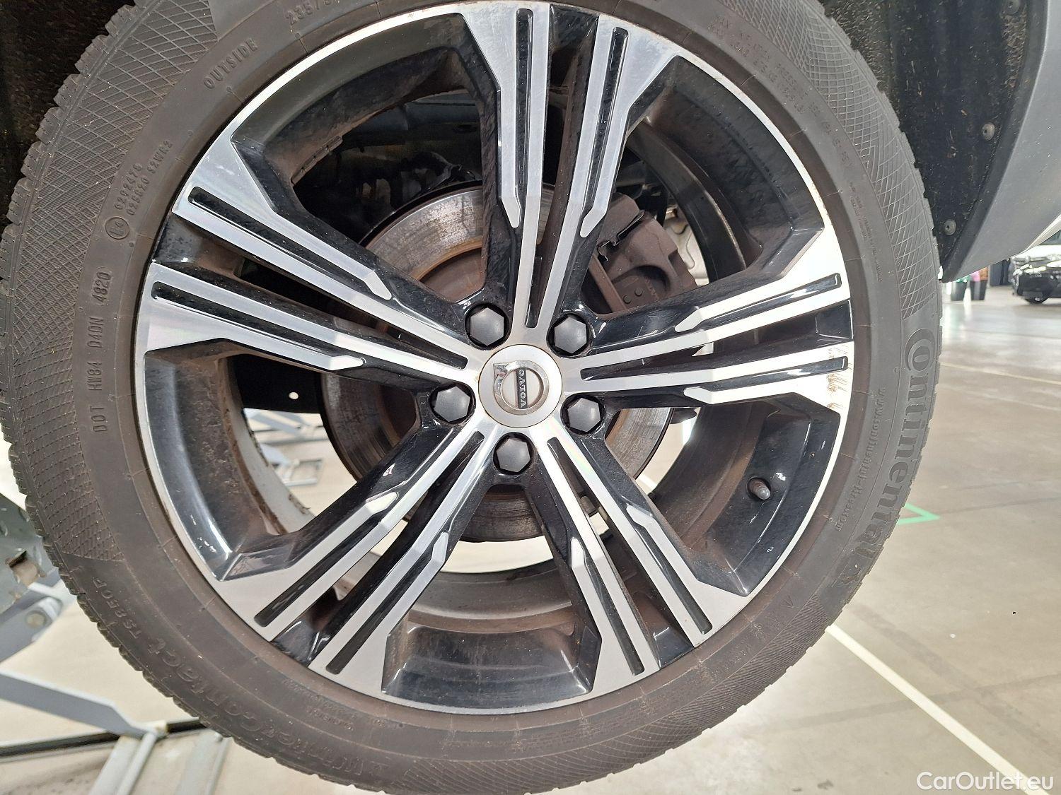  Volvo  XC 40 Volvo, XC40 '17, Volvo XC40 T5 Recharge Geartronic Inscription 5d #6