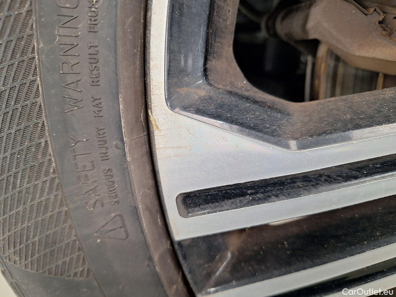  Volvo  XC 40 Volvo, XC40 '17, Volvo XC40 T5 Recharge Geartronic Inscription 5d #5