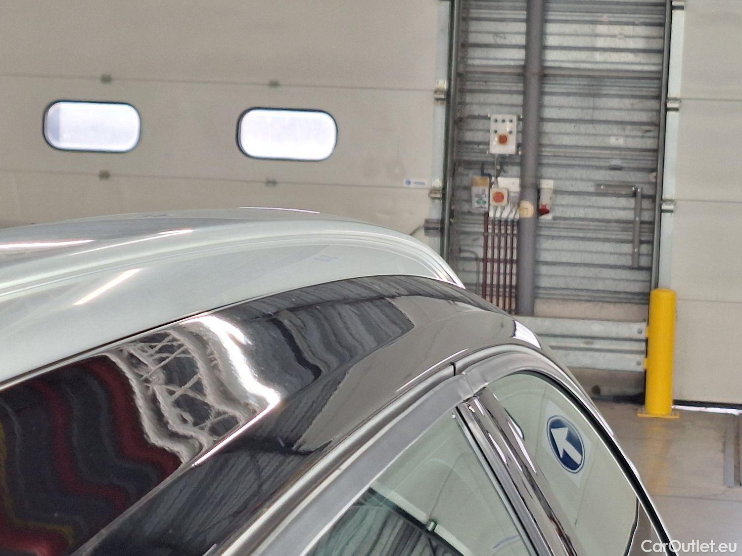  Volvo  XC 40 Volvo, XC40 '17, Volvo XC40 T5 Recharge Geartronic Inscription 5d #36