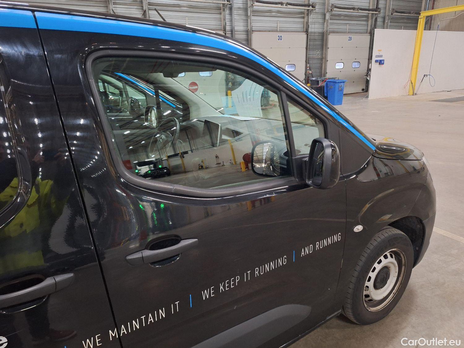  Opel  Combo Opel, _ '18, Opel  1.5 Turbo 55kW 2.0T L1H1 Edition 4d #45