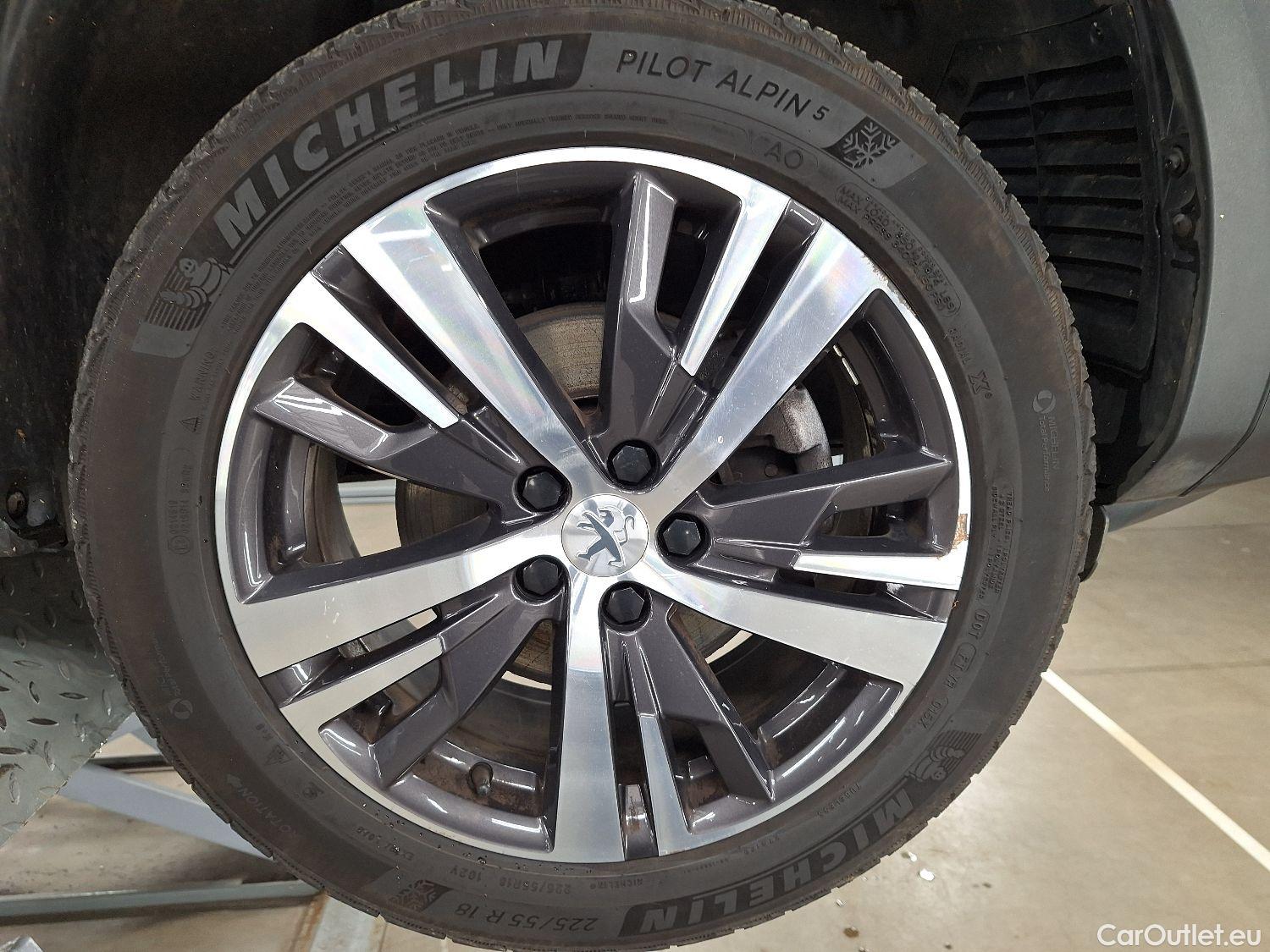  Peugeot  5008 Peugeot,  FL'20, Peugeot  1.5 BlueHDi 96kW S&S EAT8 Allure Pack #3