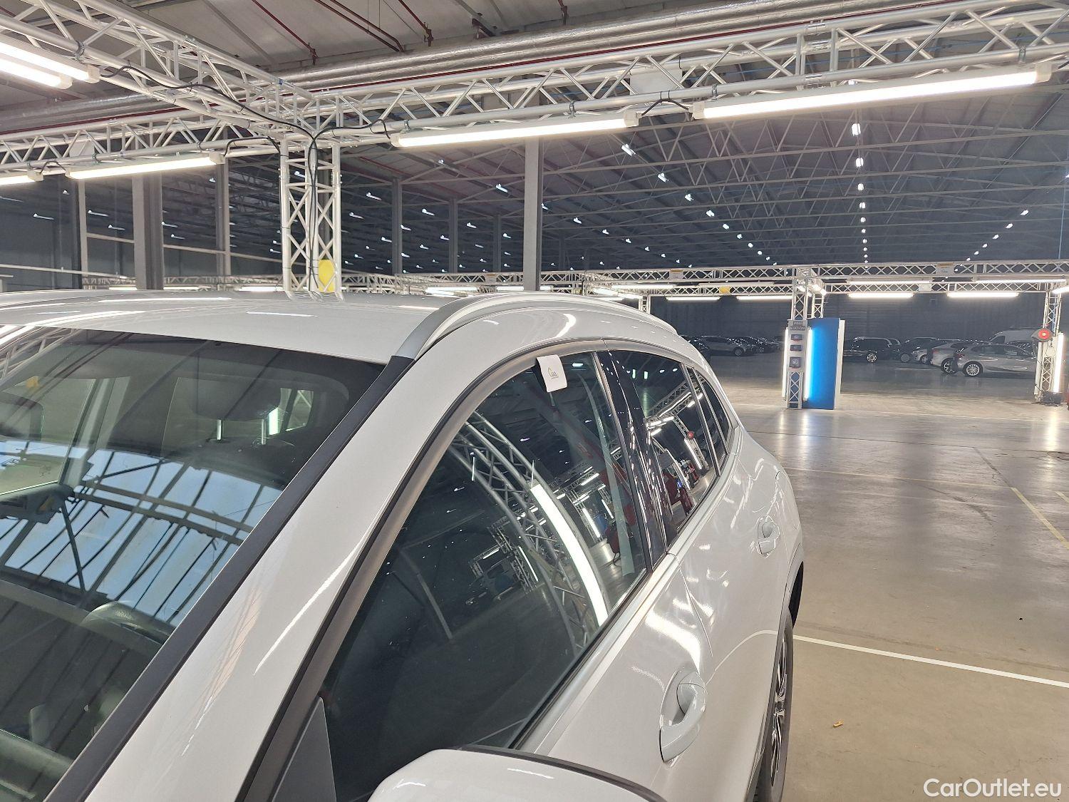  Mercedes  GLA Mercedes,  '20 PHEV, Mercedes-Benz   250e Business Solution 5d #48