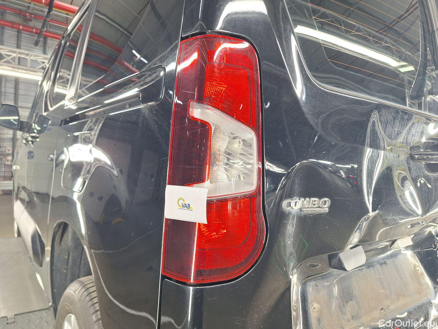  Opel  Combo Opel,  Life '18, Opel  Life 1.5 Turbo D BlueI 96kW S/S Eleganc #35