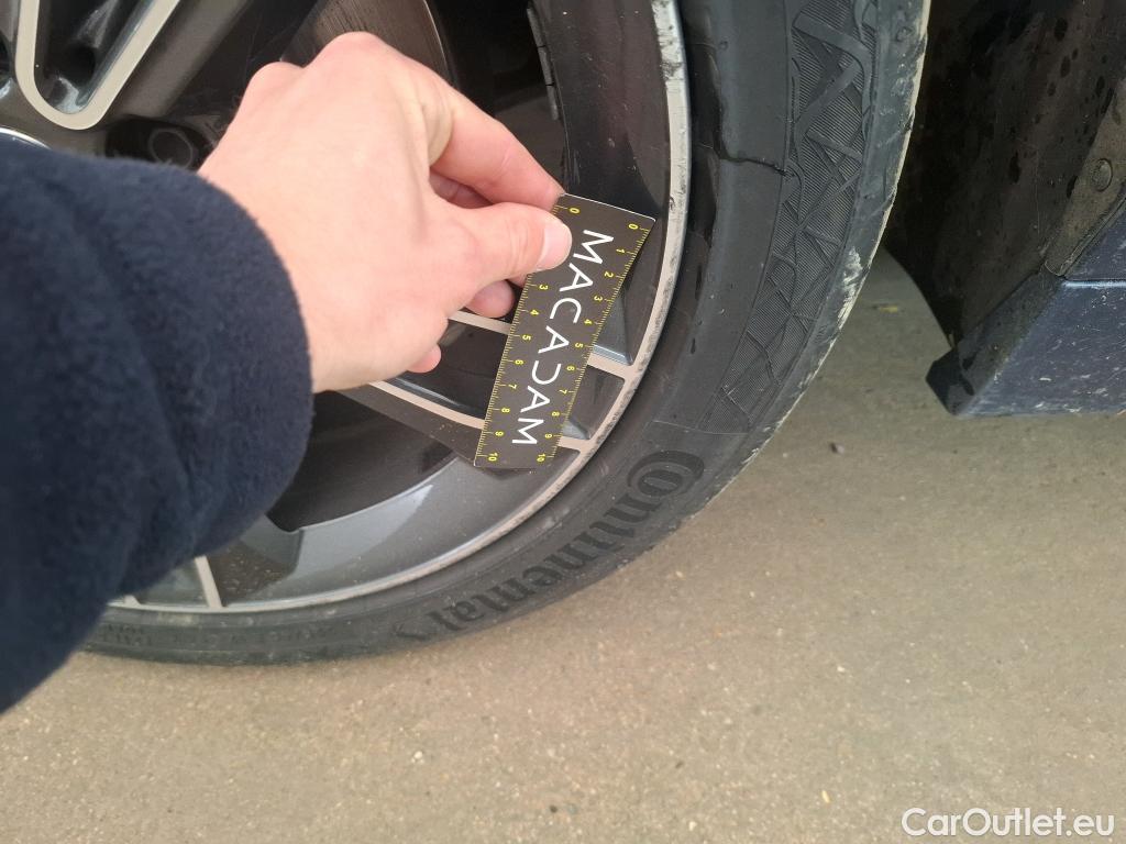  Bmw  Serie 1 Série 1 Berline 118 i Edition Sport 1.5 135CV BVA7 E6d #7