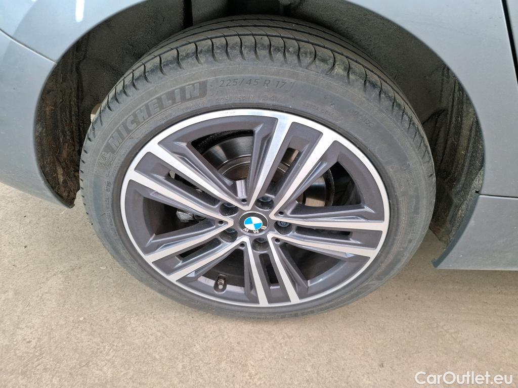  Bmw  Serie 1 BMW Série 1 / 2019 / 5P / Berline 116i DKG7 Business Design #3