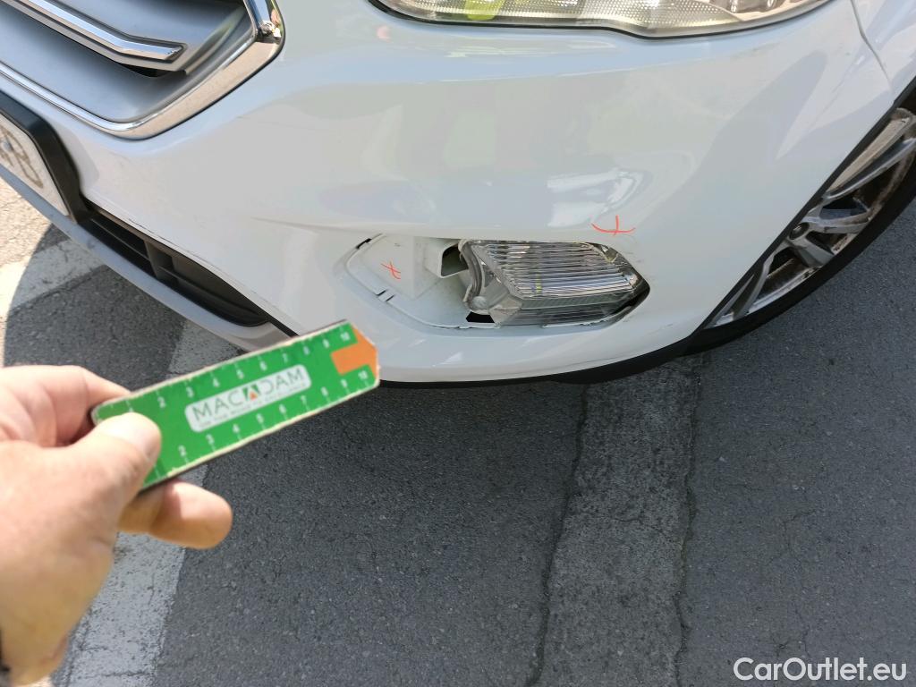  Ford  Kuga FORD  / 2016 / 5P / todoterreno 1.5 EcoBoost 88kW 4x2 Trend+ (CX) #7