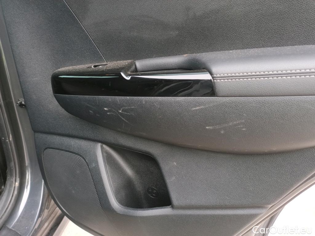  KIA  Sportage KIA  1.6MHEV Drive 100kW(136CV) 4x2(Crist Tintados) #28