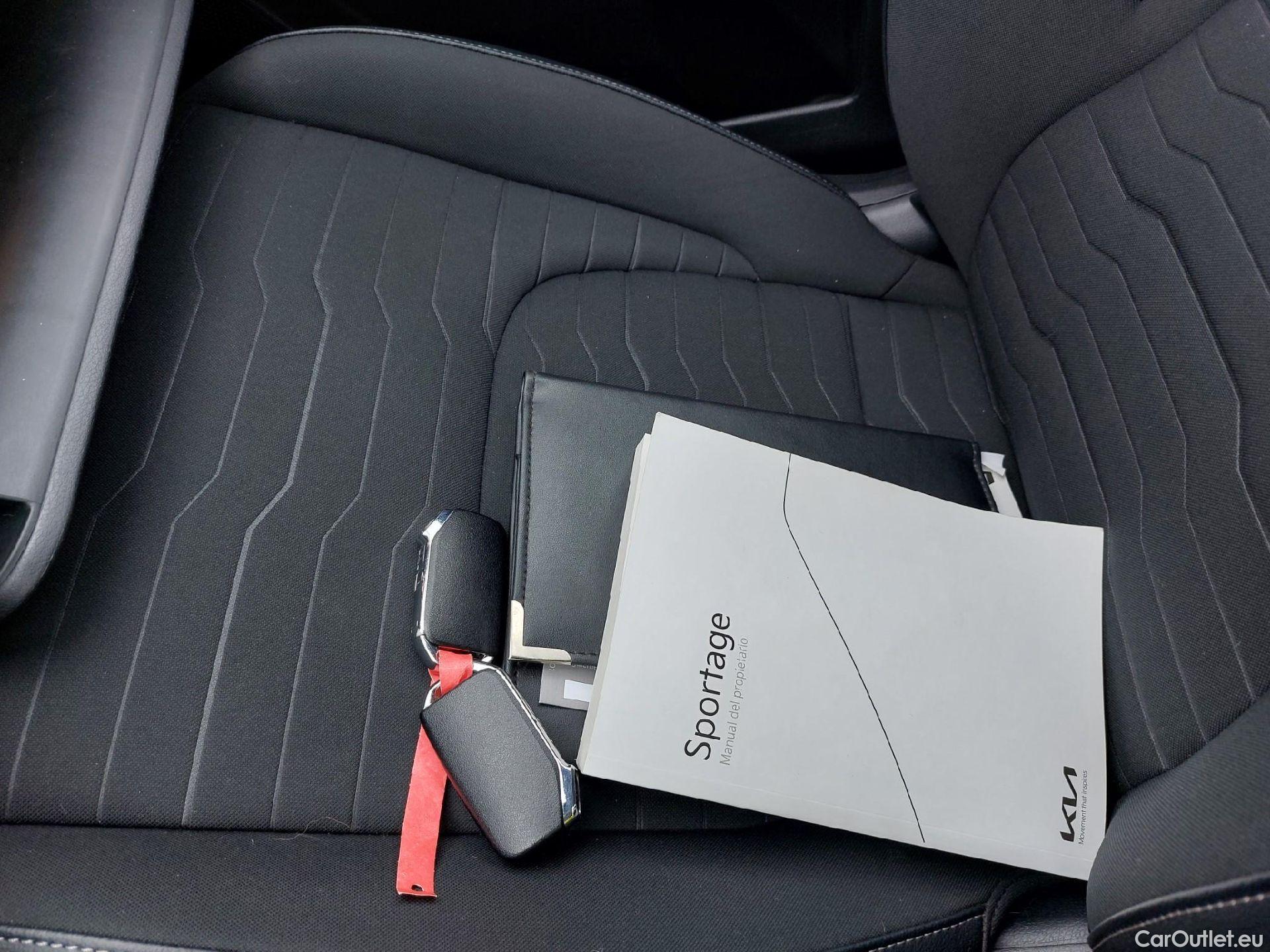  KIA  Sportage KIA  / 2022 / 5P / todoterreno 1.6 T-GDi 110kW (150CV) MHEV Tech 4x2 #1